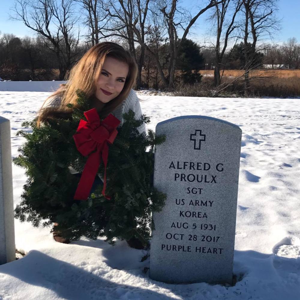 Meet your Posher, Emilee